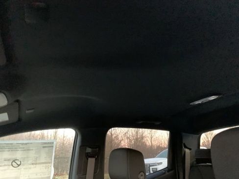 New 2025 GMC Canyon Elevation w/ Convenience Package image 13