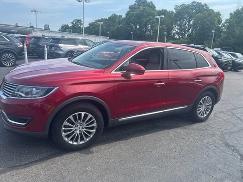 Used 2018 Lincoln MKX Select w/ Select Plus Package FWD image 4