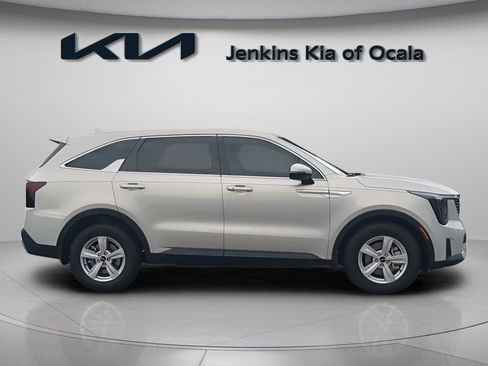 New 2026 Kia Sorento LX image 6