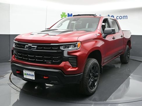 Used 2025 Chevrolet Silverado 1500 LT Trail Boss w/ Convenience Package II AWD/4WD image 23