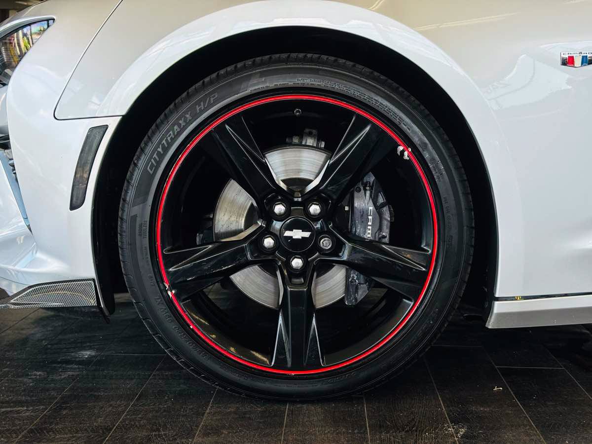 Used 2016 Chevrolet Camaro SS RWD image 26