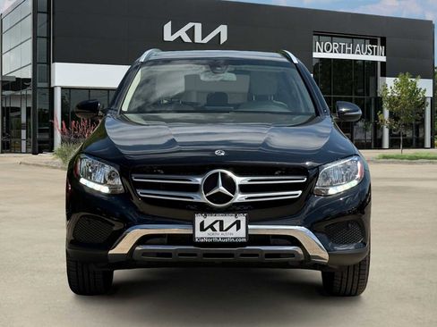 Used 2018 Mercedes-Benz GLC 300 4MATIC image 3