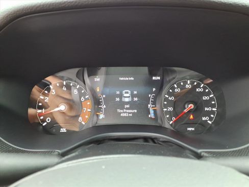 Used 2025 Jeep Compass Latitude w/ Altitude Special Edition image 18