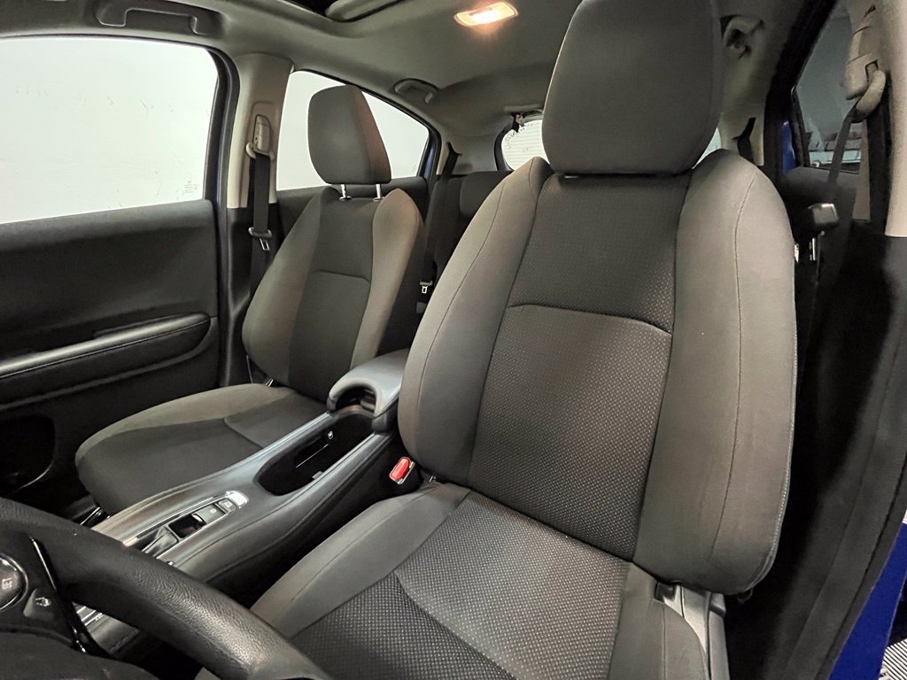 Used 2021 Honda HR-V EX image 11