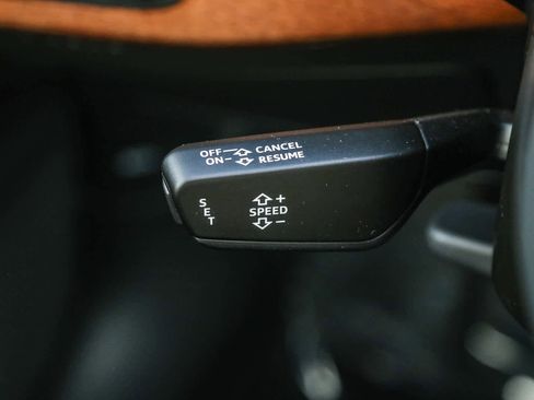 Used 2022 Audi A4 2.0T Premium w/ Convenience Package image 33