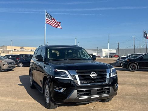 Certified 2024 Nissan Armada SV w/ Cargo Package RWD image 3