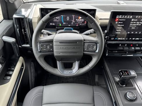 New 2026 GMC Hummer EV SUV image 16