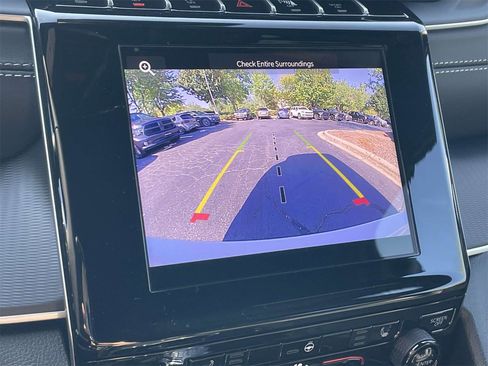 New 2025 Jeep Grand Cherokee L Altitude image 31