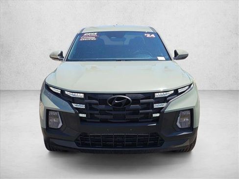 Used 2024 Hyundai Santa Cruz SEL AWD/4WD image 2