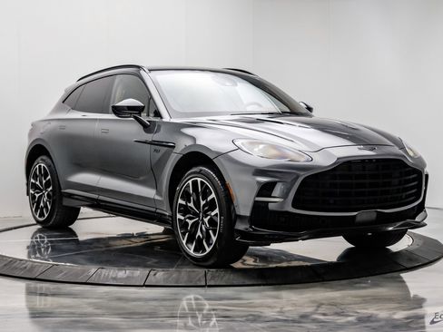 Used 2023 Aston Martin DBX 707 image 23