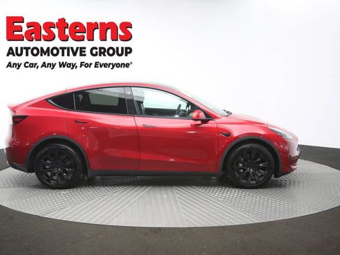 Used 2021 Tesla Model Y Long Range AWD/4WD image 40