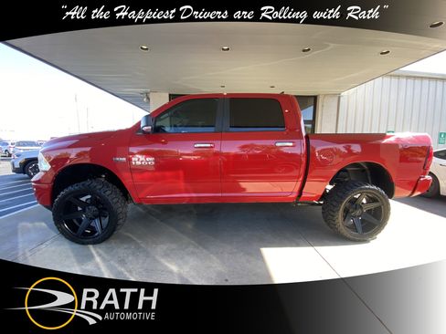 Used 2017 RAM 1500 Lone Star AWD/4WD image 9