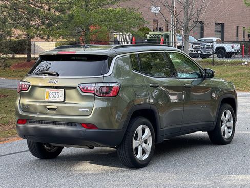 Used 2018 Jeep Compass Latitude w/ Popular Equipment Group image 6