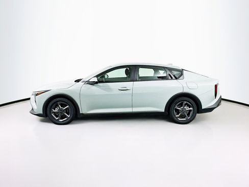 Used 2025 Kia K4 LXS image 4