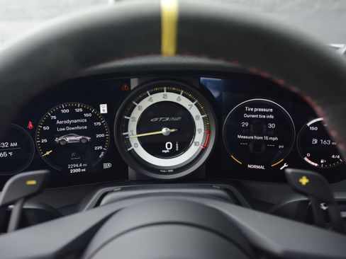 Used 2024 Porsche 911 GT3 RS image 18