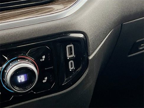 Used 2024 GMC Sierra 1500 Elevation image 20