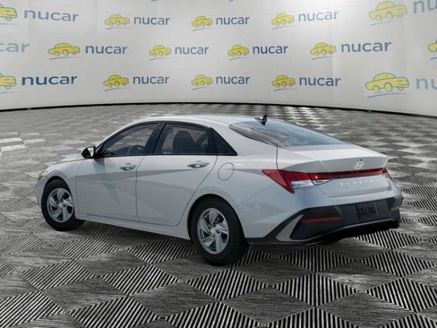 New 2026 Hyundai Elantra SE FWD image 5