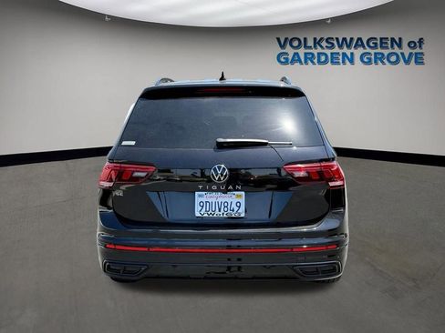 Used 2023 Volkswagen Tiguan SE R-Line FWD image 6