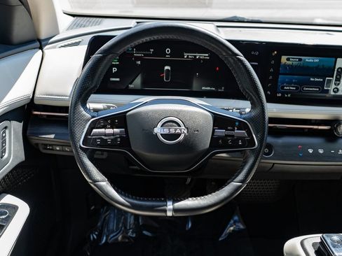 Used 2023 Nissan Ariya FWD image 13