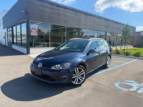 Used 2016 Volkswagen Golf SportWagen FWD image 1