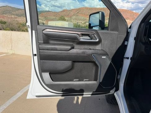 Used 2024 Chevrolet Silverado 3500 LTZ w/ LTZ Premium Package AWD/4WD image 10