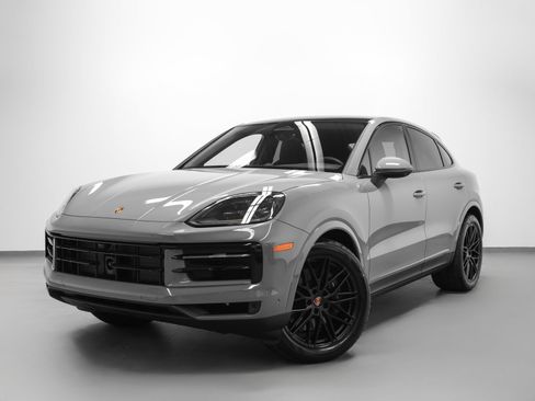 New 2026 Porsche Cayenne Coupe image 6