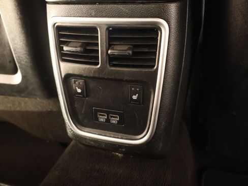 Used 2022 Dodge Charger SXT w/ Leather Interior Group RWD image 15