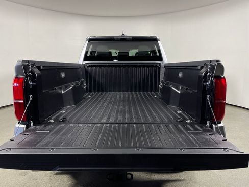 New 2026 Toyota Tacoma SR5 image 10