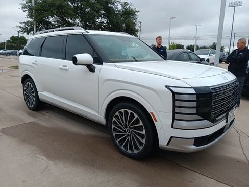 Used 2026 Hyundai Palisade Calligraphy FWD image 7