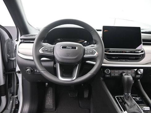 New 2026 Jeep Compass Limited image 19