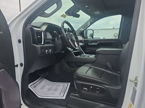 Used 2024 GMC Sierra 3500 Denali w/ Denali Reserve Package AWD/4WD image 23