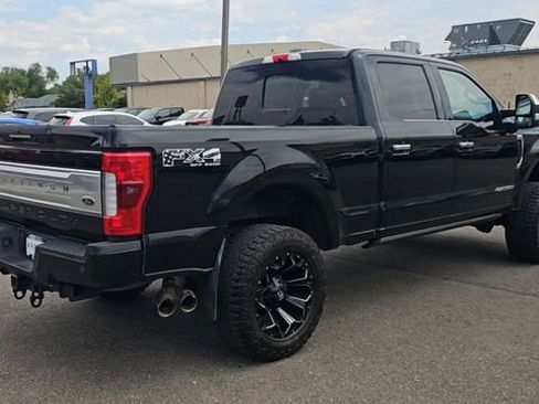 Used 2017 Ford F250 Platinum w/ Platinum Ultimate Package image 8