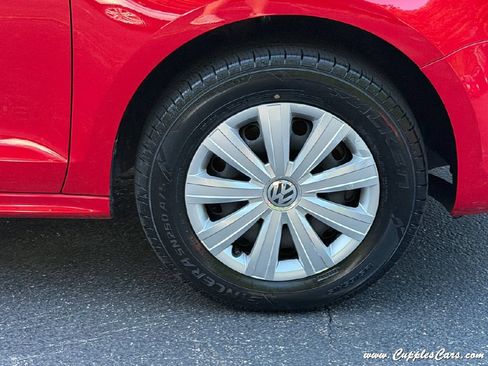Used 2014 Volkswagen Jetta S FWD image 32