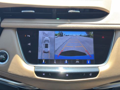 Used 2021 Cadillac XT5 Premium Luxury w/ Platinum Package AWD/4WD image 18
