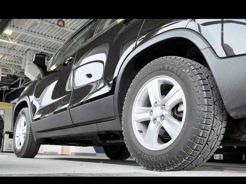 Used 2019 Chevrolet Trax LS AWD/4WD image 6