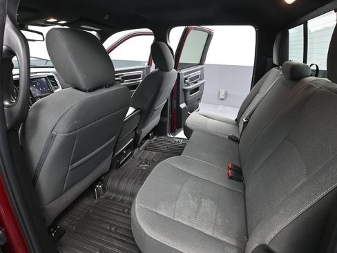 Used 2023 RAM 1500 Warlock AWD/4WD image 40