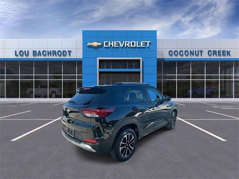 Used 2026 Chevrolet TrailBlazer LT image 8