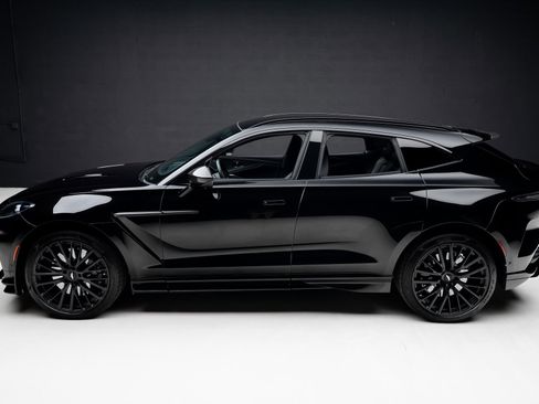 Used 2023 Aston Martin DBX 707 image 16