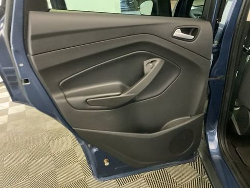 Used 2018 Ford Escape SE image 33