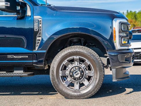 Certified 2023 Ford F250 Lariat w/ Sport Appearance Package image 9