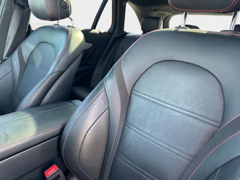 Used 2019 Mercedes-Benz GLC 43 AMG 4MATIC image 23