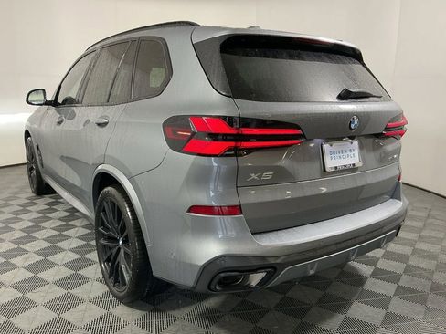 New 2026 BMW X5 sDrive40i w/ M Sport Package RWD image 7