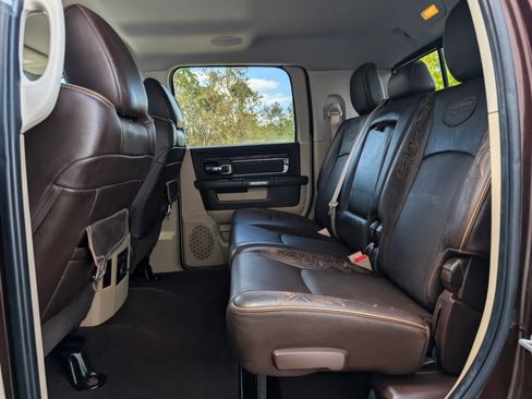 Used 2015 RAM 2500 Longhorn w/ Convenience Group image 16