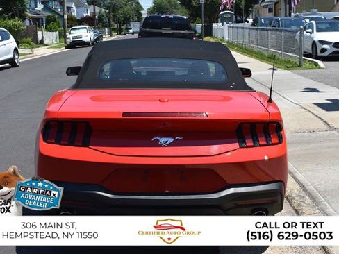 Used 2024 Ford Mustang Convertible RWD image 13