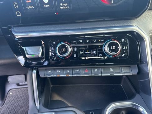 Used 2025 GMC Sierra 1500 Denali image 25