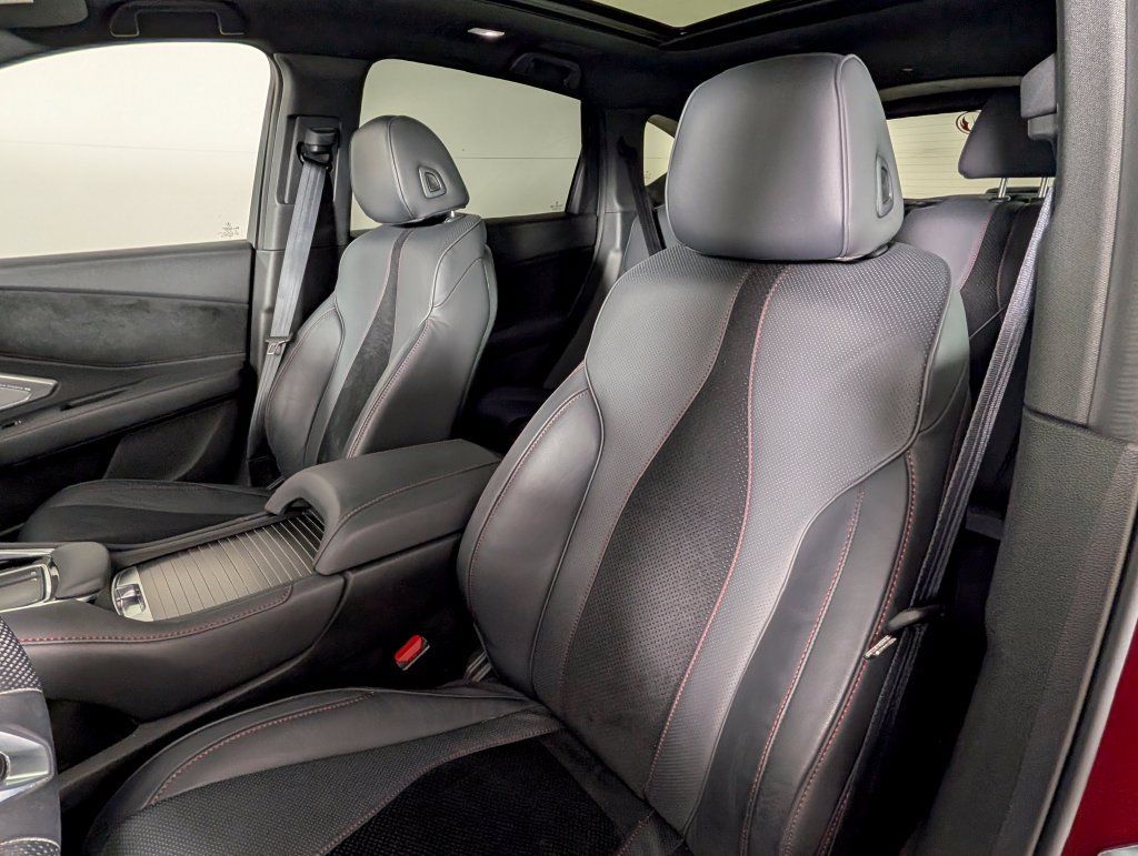 Used 2023 Acura RDX w/ Advance Package FWD image 5