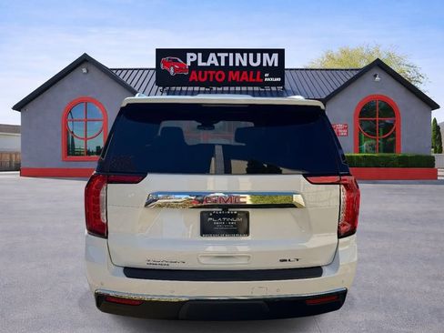 Used 2023 GMC Yukon SLT w/ SLT Luxury Package AWD/4WD image 5