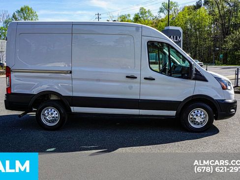 Used 2023 Ford Transit 250 Medium Roof AWD image 9