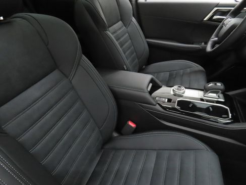 New 2026 Mitsubishi Outlander SE FWD image 26