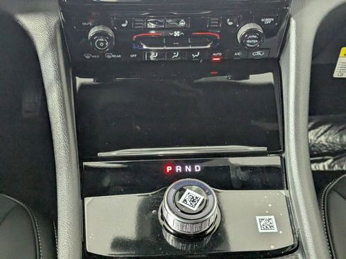 New 2025 Jeep Grand Cherokee Altitude image 23